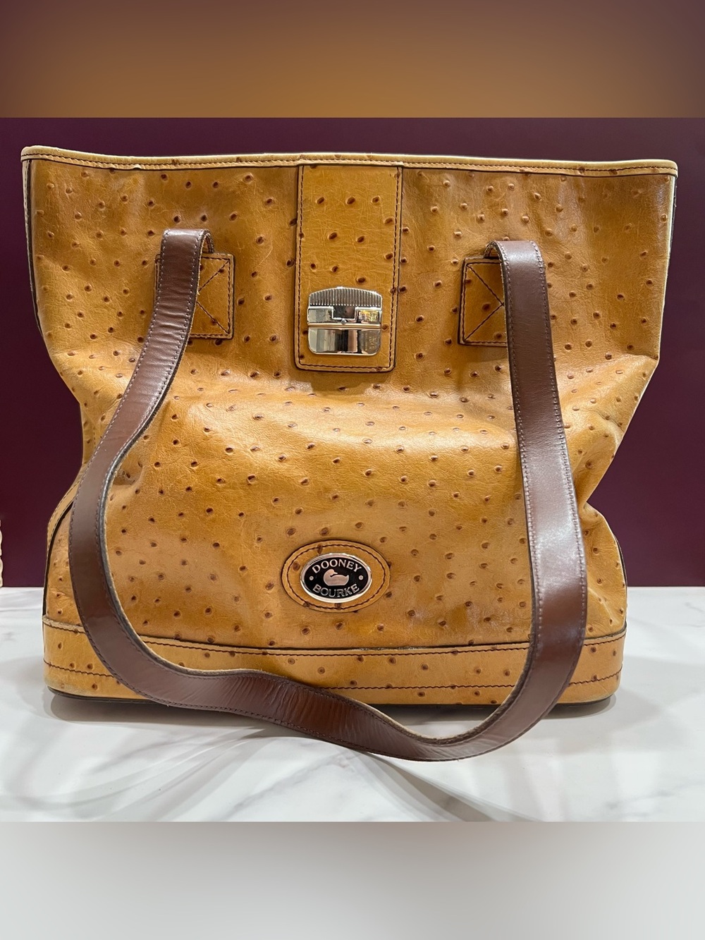 Vintage Dooney & Bourke Tan Ostrich Embossed Leather Bucket Bag Tote Made in USA - Picture 2 of 12